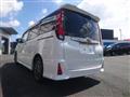 2016 Toyota Noah