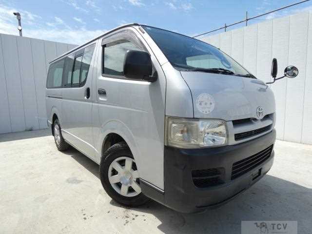 2004 Toyota Hiace Van