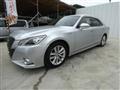 2013 Toyota Crown Hybrid