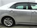 2013 Toyota Crown Hybrid
