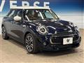 2021 BMW MINI
