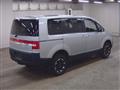 2016 Mitsubishi Delica D5