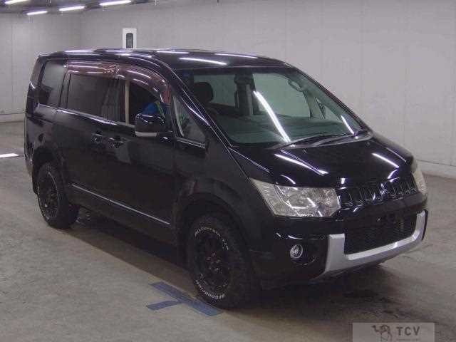 2011 Mitsubishi Delica D5