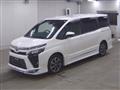 2017 Toyota Voxy