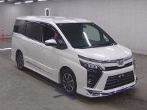 2017 Toyota Voxy