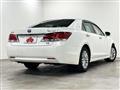 2013 Toyota Crown Hybrid