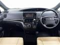 2015 Toyota Estima