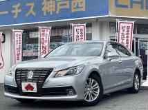 2013 Toyota Crown Hybrid