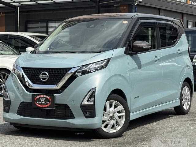 2022 Nissan Nissan Others