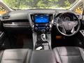 2022 Toyota Alphard Hybrid