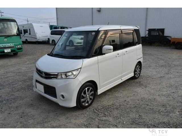 2010 Nissan ROOX