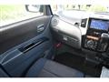2010 Nissan ROOX