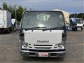 2015 Isuzu Elf Truck
