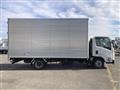 2018 Isuzu Elf Truck