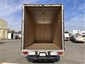 2018 Isuzu Elf Truck