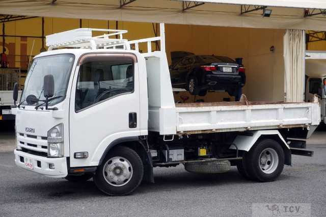 2013 Isuzu Elf Truck