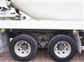 2016 Mitsubishi Fuso Fighter