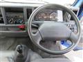 2013 Isuzu Elf Truck