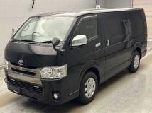 2015 Toyota Regiusace Van