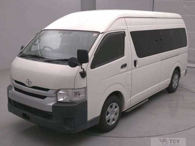 2017 Toyota Hiace Commuter