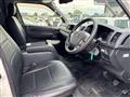 2017 Toyota Hiace Commuter