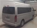 2015 Toyota Hiace Commuter