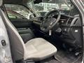 2015 Toyota Hiace Commuter