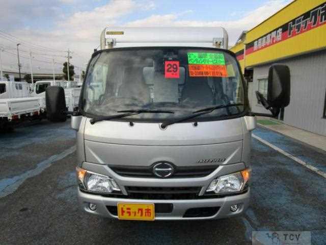 2017 Hino Dutro