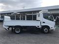 2010 Hino Dutro