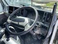 2013 Isuzu Elf Truck