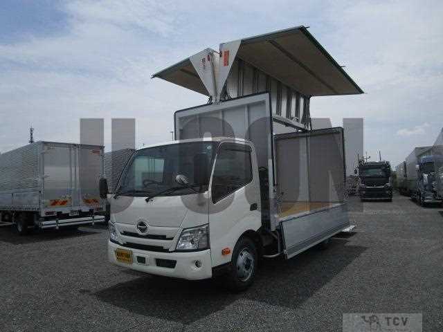 2025 Hino Dutro