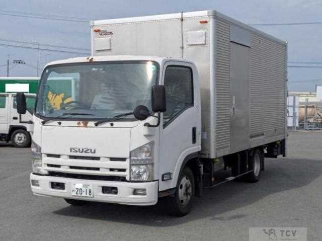 2014 Isuzu Elf Truck
