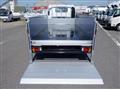 2016 Isuzu Elf Truck