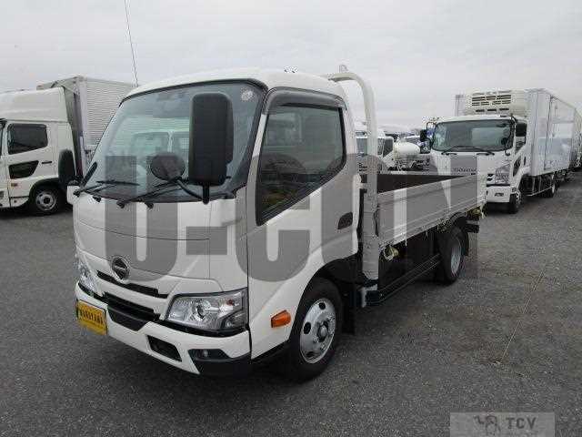 2025 Hino Dutro