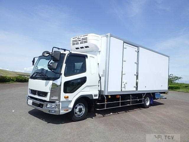 2025 Mitsubishi Fuso Fighter