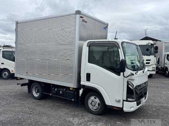 2024 Isuzu Elf Truck