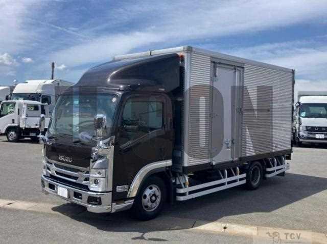 2021 Isuzu Elf Truck