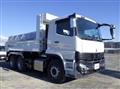 2025 Mitsubishi Fuso Super Great