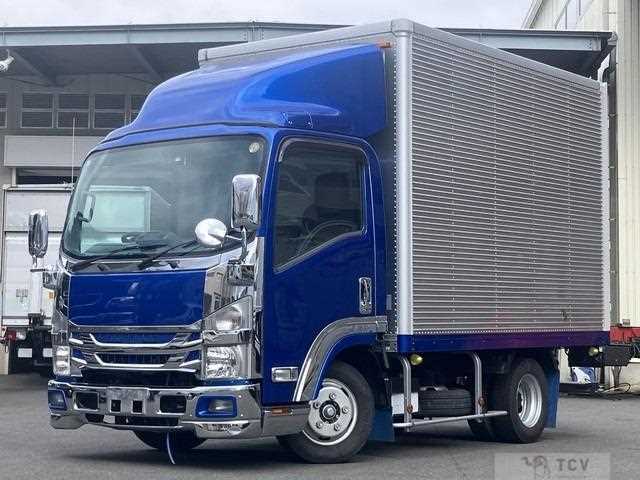 2020 Isuzu Elf Truck