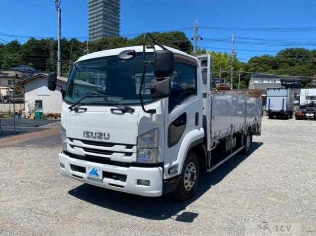 2017 Isuzu Elf Truck