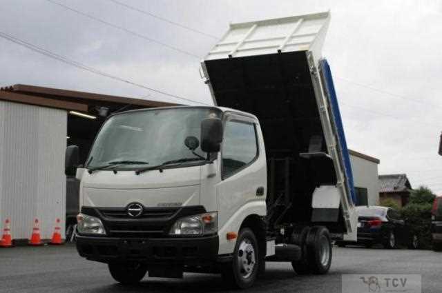2013 Hino Dutro