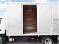 2025 Mitsubishi Fuso Canter