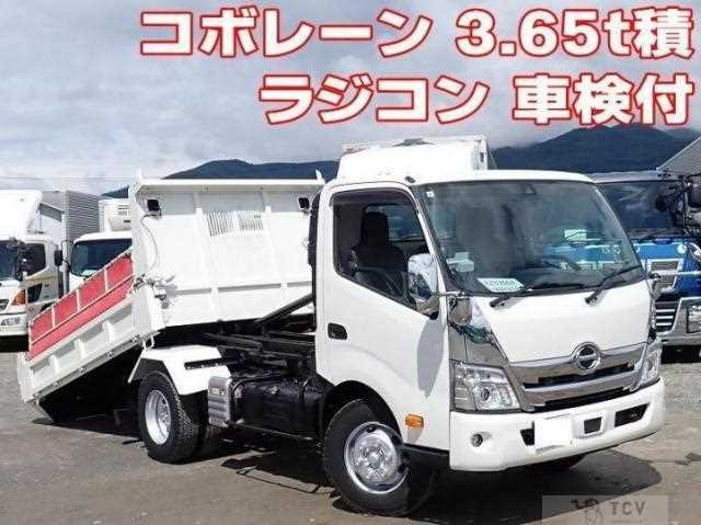 2022 Hino Dutro