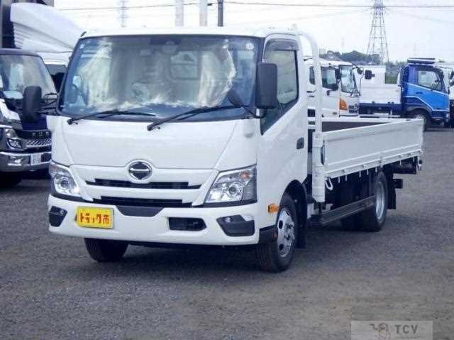 2026 Hino Dutro