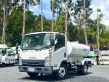 2017 Isuzu Elf Truck