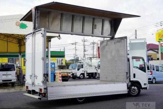 2019 Isuzu Elf Truck