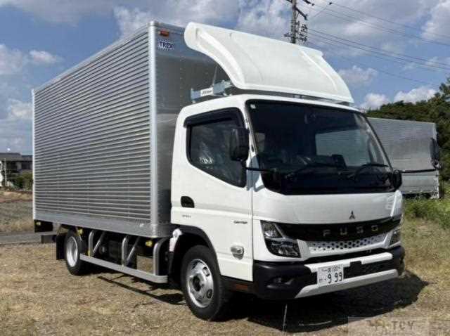 2026 Mitsubishi Fuso Canter
