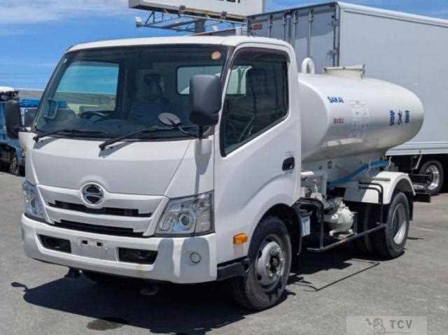 2021 Hino Dutro