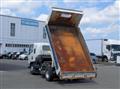 2020 Isuzu Elf Truck