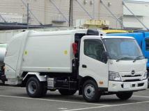 2025 Hino Dutro